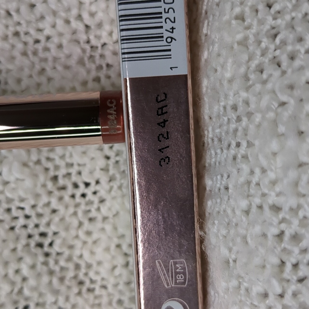 laura mercier RoseGlow Caviar Stick Eye Shadow in Forbidden Rose, 1.64g/… - Picture 6 of 9